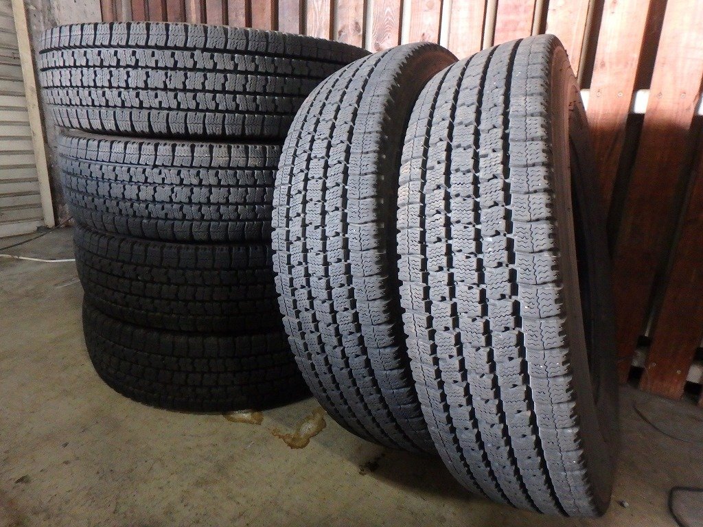 N735 2024年製 バリ溝 送料無料【205/85R16 117/115】トーヨー M935 スタッドレス 6本 約8-8.5分山拍卖