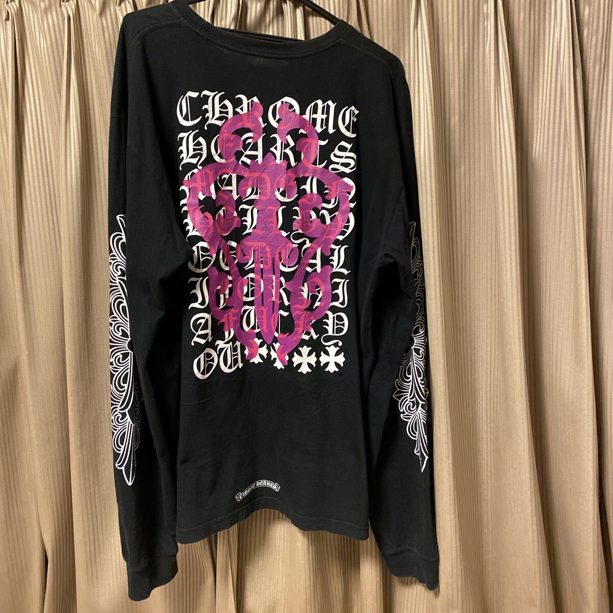 本物クロムハーツ背面ヴァインダガーアイチャート長袖Tシャツchrome heartsフローラルクロスchromeheartsロンTブラックVINE DAGGER正規品XL拍卖