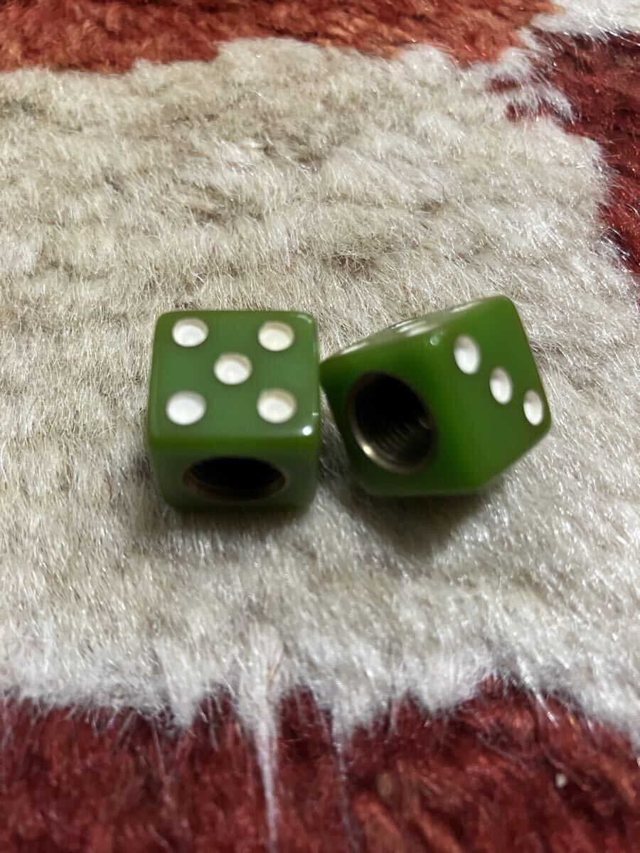 Vintage Bakelite dice valve cap ヴィンテージ ベークライト バルブキャップ 1/2インチ chopper AEE チーター ショベル パン拍卖