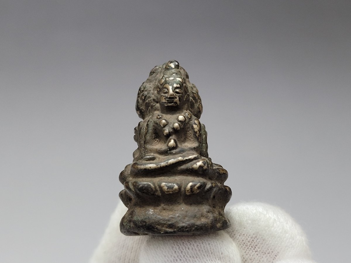 古銅製 チベット 三面仏像 豆仏 時代物 高さ約3.2cm / 明清時代 佛像 佛坐像 仏像 置物 唐物 人間国宝 李朝 高麗 古玩 古董拍卖