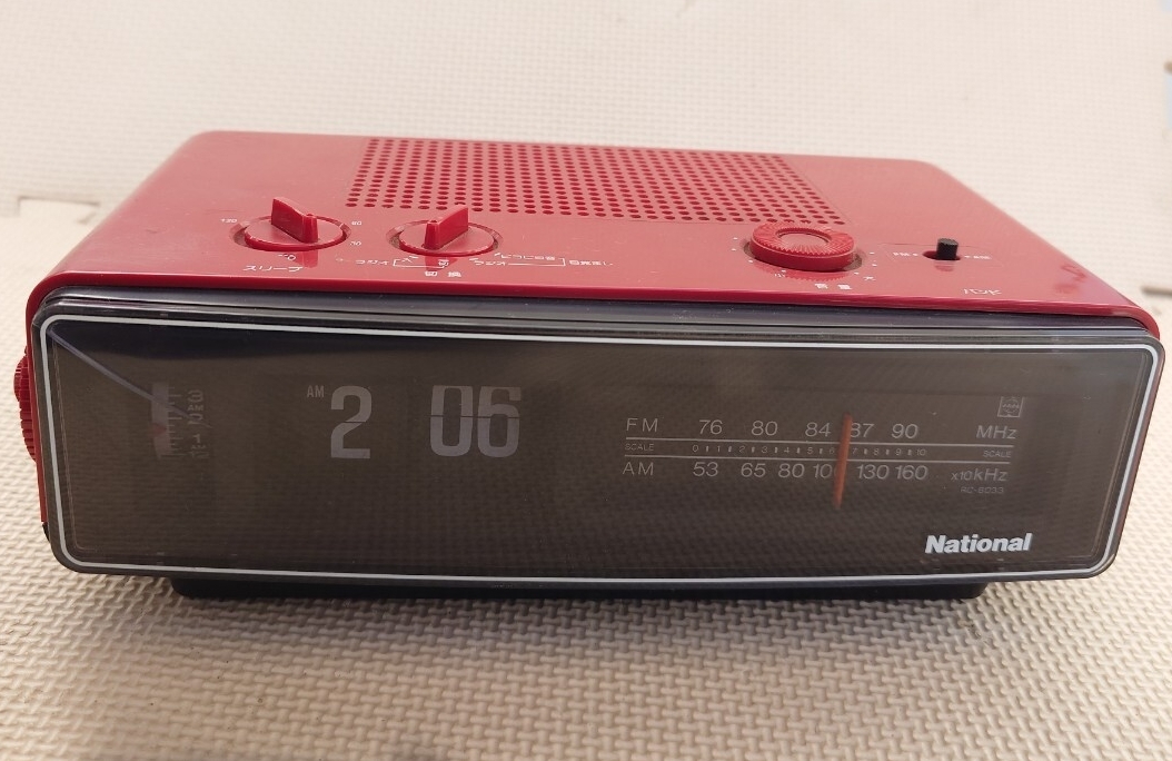 【ジャンク品】National ナショナル RC-6033 パタパタ時計 目覚まし時計 ラジオ付 赤 レッド 昭和 レトロ ビンテージ 当時 置時計 置き時計拍卖