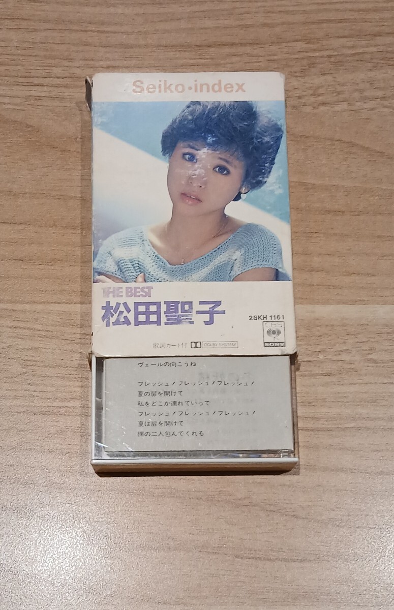 松田聖子 カセットテープ THE BEST 1982 歌詞カード 付き 昭和レトロ テープ 雑貨 コレクション ザ ベスト 拍卖