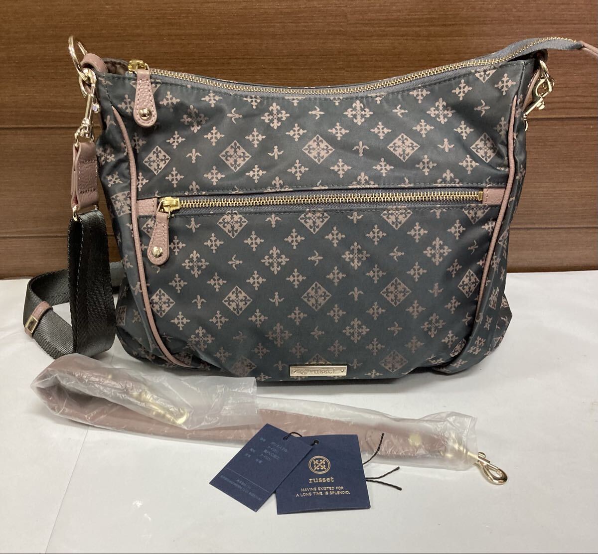 未使用 ♪ russet ラシット ♪ 2way ショルダーバッグ ハンドバッグ ナイロン×レザー グレー ピンク拍卖