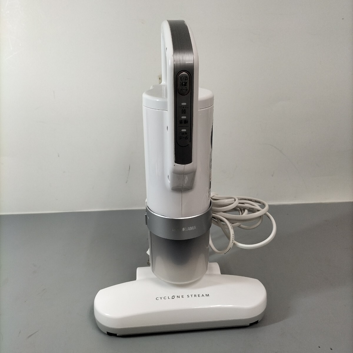 アイリスオーヤマ 超吸引ふとんクリーナー IC-FAC2 ダニ対策 2018年製 IRIS OHYAMA拍卖