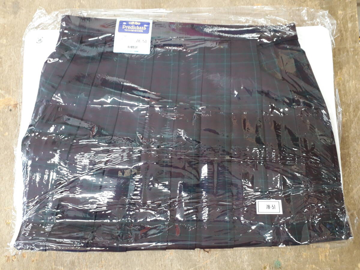 ■S963※送料無料※制服 下着 プリーツ スカート ボルドー系 チェック柄 サイズ ウエスト78/丈51 中学/高校 学生服 コスプレ 未使用品拍卖