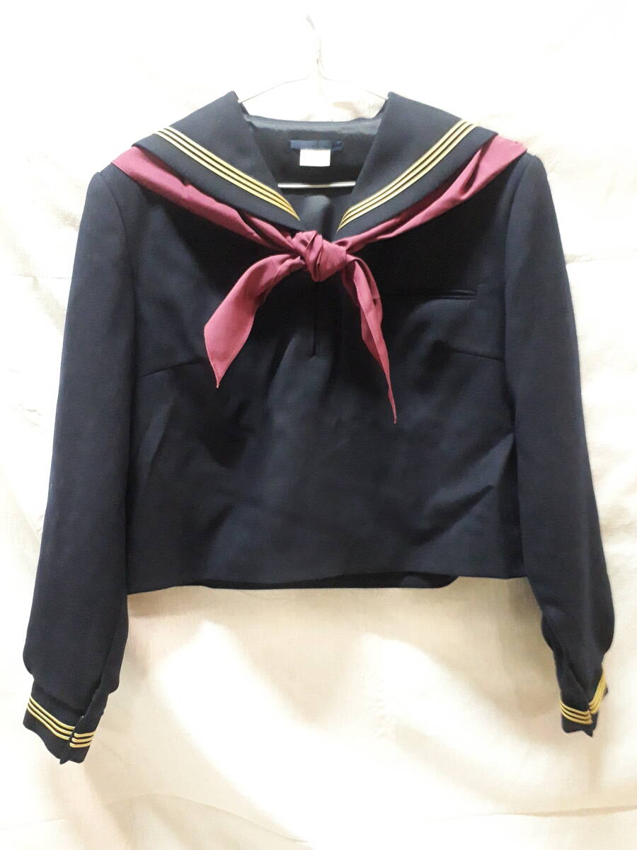 ■S976※送料無料※制服 上着 セーラー服 濃紺 冬服 スカーフ付 イエローライン 3本線 サイズ LL 中学/高校 学生服 コスプレ 未使用品拍卖