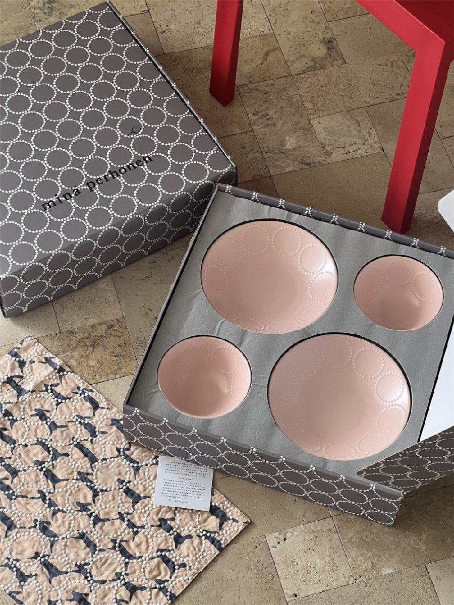 mina perhonen tambourine ボウル セラミック セット 4個入り 箱付き ピンク拍卖
