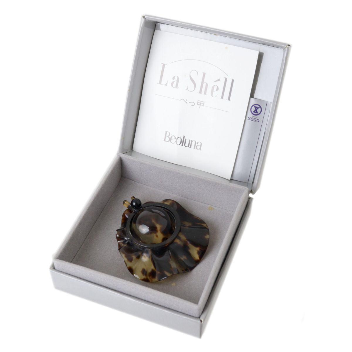 Beolina La Shell べっ甲 帽子 ハット モチーフ ブローチ べっ甲 箱 60×52mm NT Bランク拍卖