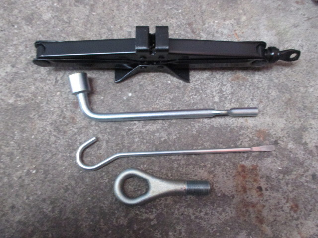 L375S タント ジャッキ拍卖