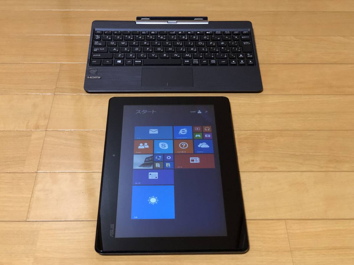 美品! ASUS T100T タブレットPC 中古品 windows8.1 簡易動作確認済みですがジャンク扱い 本体のみ 小型ノートパソコン モバイルPC拍卖