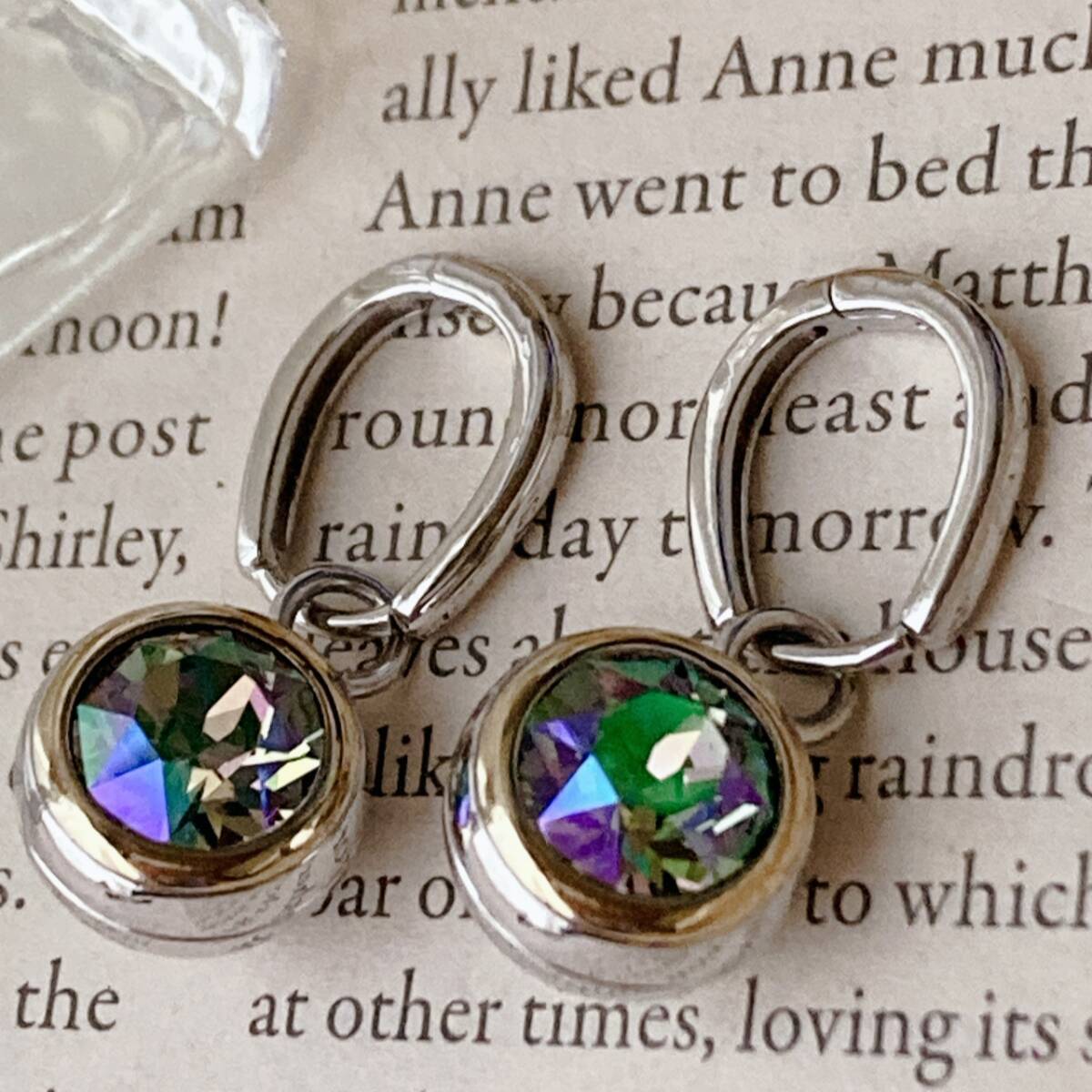 ピアス ミスティックトパーズ風 ころんと丸い ステンレス ゆらゆら 美品 キラキラ☆vintage jewelry accessories F0245拍卖