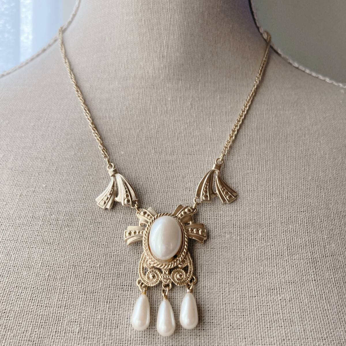 アンティーク調ネックレス ショート パール ゴールドトーン 美品☆Vintage jewelry accessoriesF0313拍卖