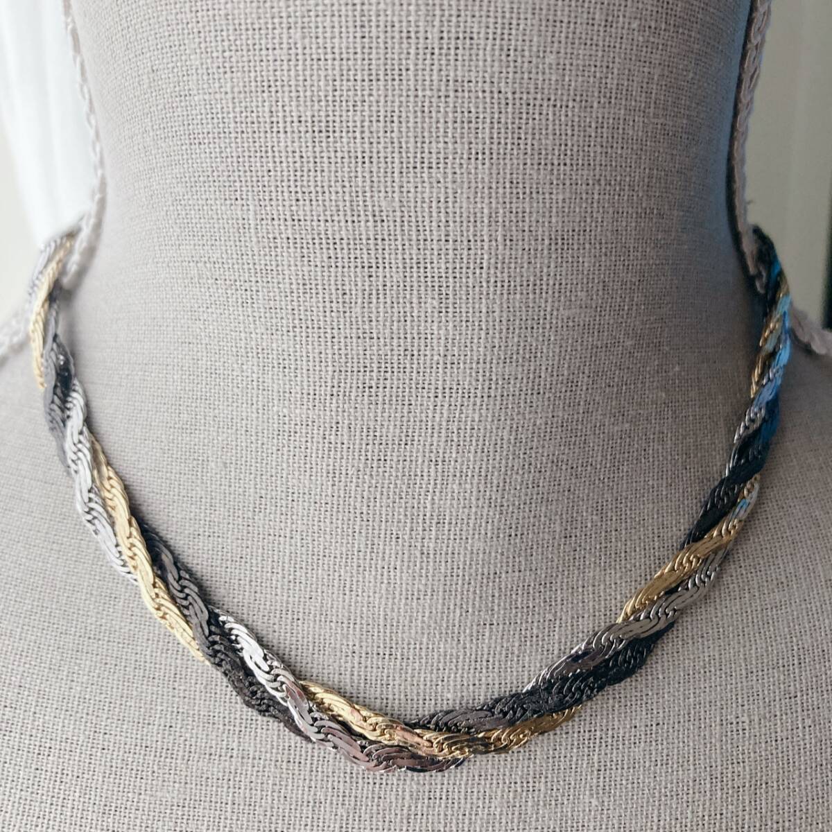 ネックレス ショート スリーカラー 平たいチェーン スクリュー メンズ レディース 美品☆Vintage jewelry accessoriesF0340拍卖