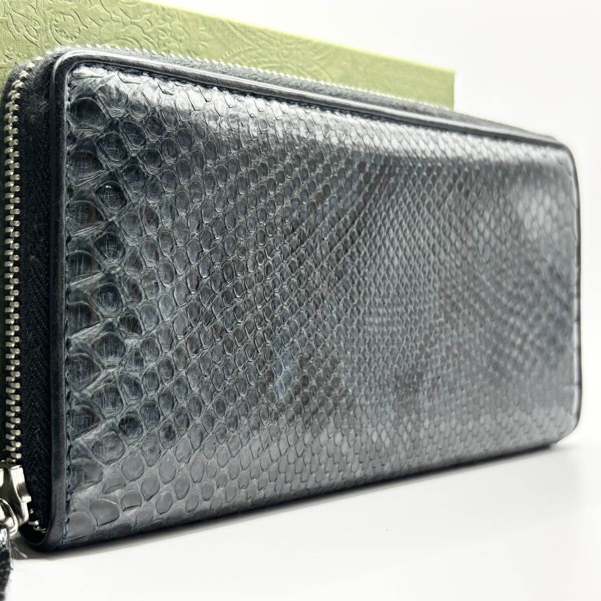 【極美品・入手困難】GUCCI グッチ メンズ 長財布 ラウンドファスナー ジップ パイソン ヘビ革 エキゾチックレザー ダークブルー 青系 希少拍卖