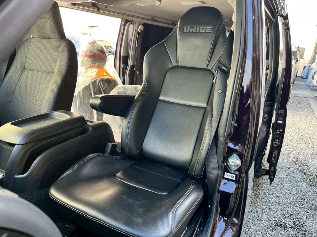 ☆200系ハイエース☆BRIDE セミバケットシート シートレール付き ワイドボディ ナローボディ レジアスエース 助手席①拍卖