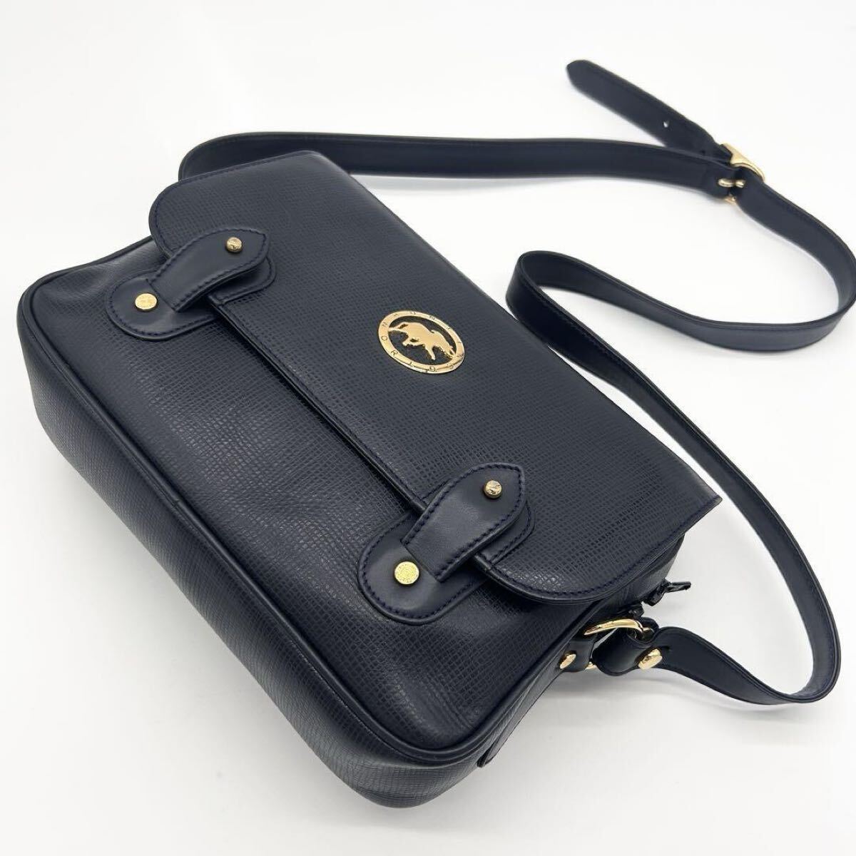 A546 【良品】ハンティングワールド ショルダーバッグ オールレザー 男女兼用 HUNTING WORLD カメラバッグ メッセンジャーバッグ 濃紺拍卖