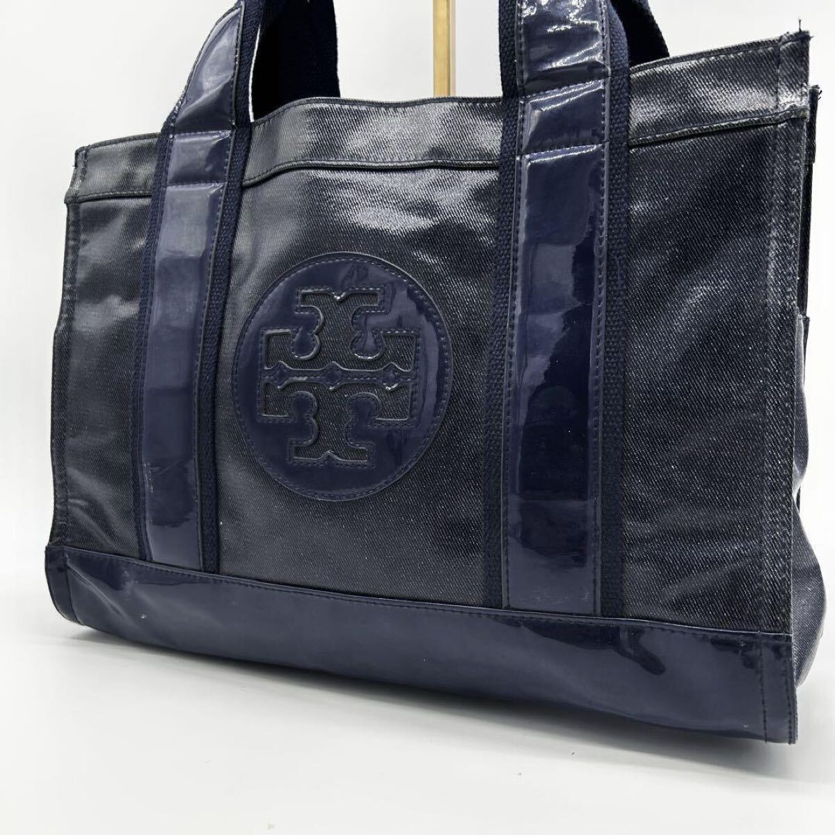 A378【美品】トリーバーチ トートバッグ ELLA エラ デニム調 A4収納可 TORY BURCH ハンドバッグ ネイビー 濃紺 通勤バッグ 大容量拍卖