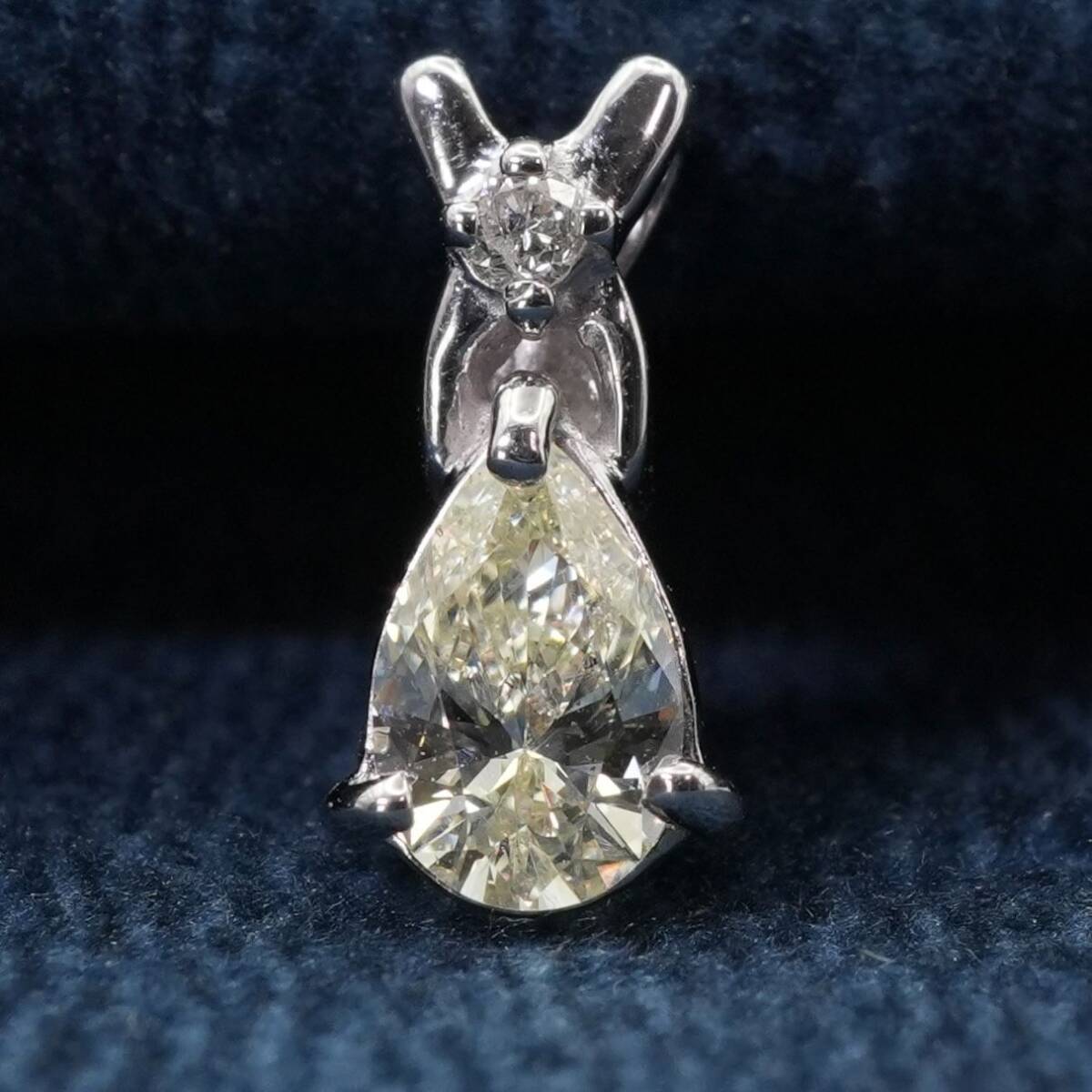 K18WG ペアシェイプ ダイヤ 0.31ct ネックレストップ/24-4557拍卖