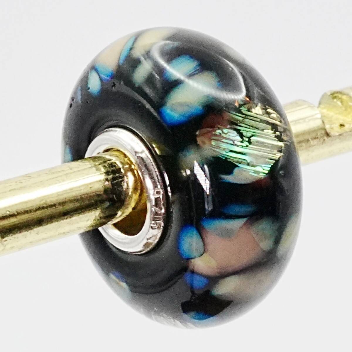 廃盤品 トロールビーズ ブラックフラワー モザイク ビーズ/25-1751拍卖