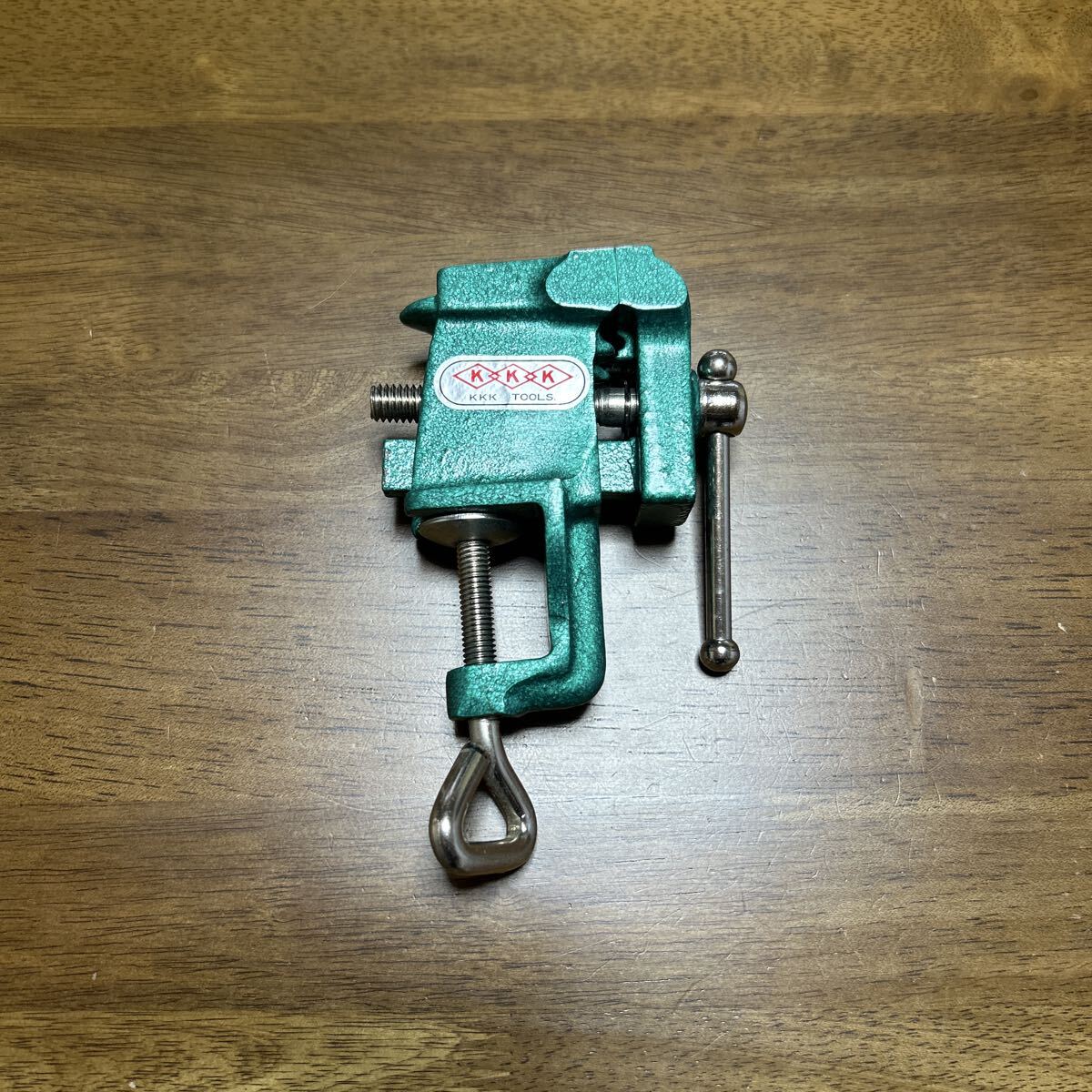 KKK TOOLS コンパクトバイス 38サイズ 万力 クランプ ベンチバイス拍卖