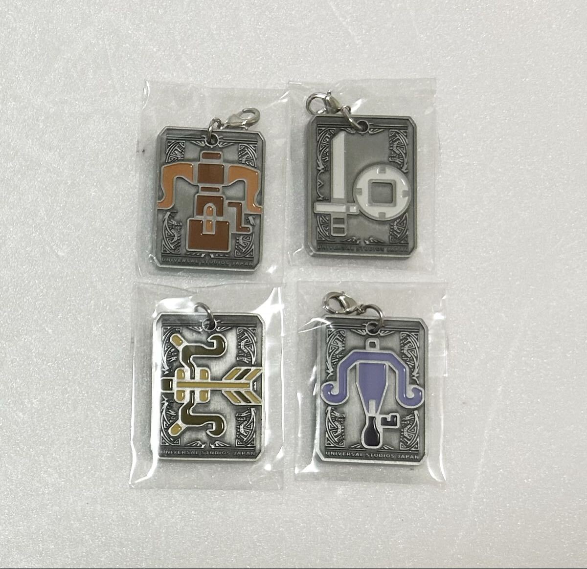 USJ モンスターハンター チャームコレクション ヘビィボウガン ライトボウガン 片手剣 弓 セット拍卖