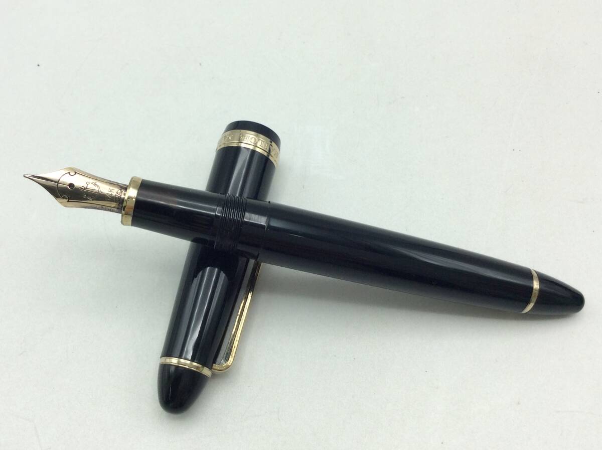 QQ51◎【インク残量不明】万年筆 SAILOR セーラー ペン先 14K ブラック×ゴールドカラー 筆記具 文房具 現状品拍卖