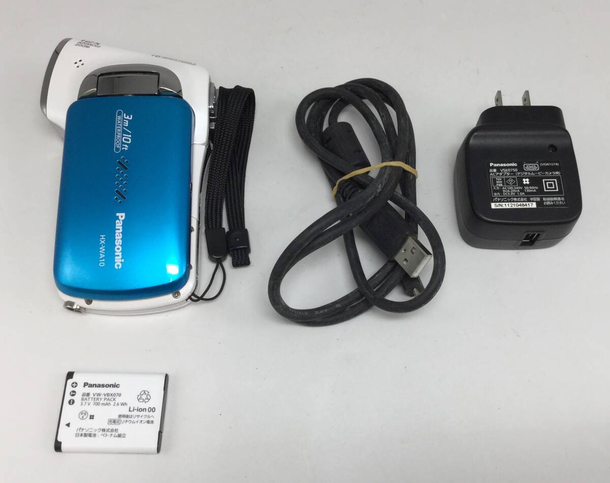 EE46◎【通電のみ確認】デジタルカメラ Panasonic パナソニック HX-WA10 ビデオカメラ ブルー系 現状品 ジャンク品 バッテリー 充電器付き拍卖