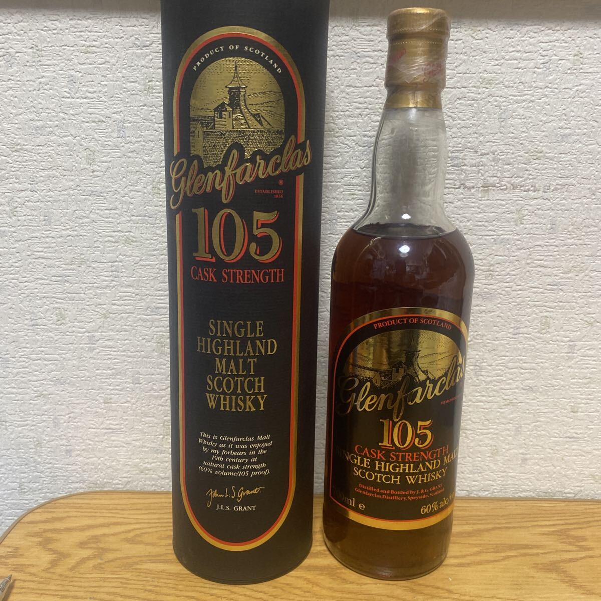 未開栓 古酒 グレンファークラス Glenfarclas 105 カスクストレングス 60% 700ml スペイサイド シングルモルト ウイスキー 旧ボトル 拍卖