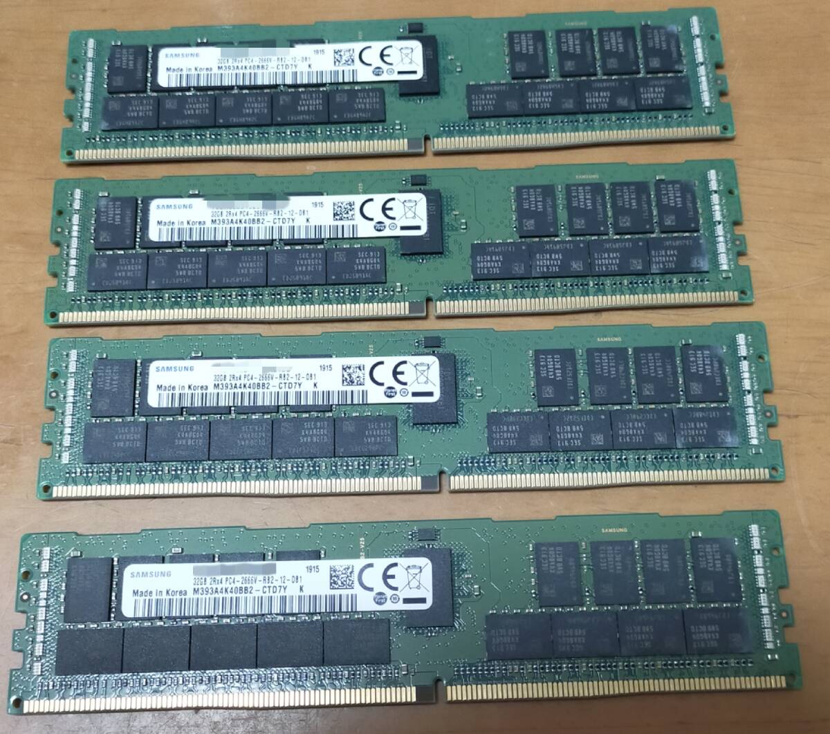★ジャンク★SAMSUNG 32GB PC4-21300 DDR4-2666V-R REGISTERED ECC 2RX4 CL19 288PIN M393A4K40BB2-CTD7Y サーバー用メモリ 4枚セット拍卖