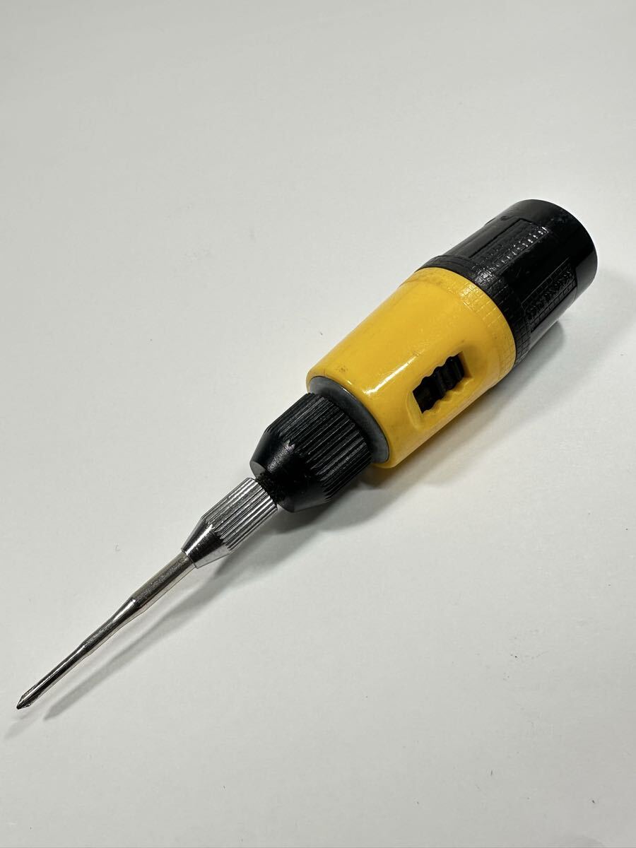 中古品 サンフラッグ SUNFLAG 精密用ラチェットプラスドライバー 全長約13cm 本体プラスドライバー1点のみの出品 工具拍卖