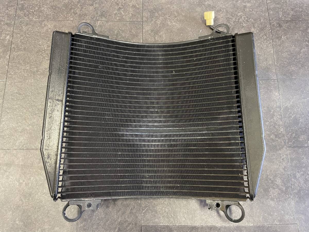 ☆KAWASAKI ZRX1200R ビックラジエター 何と1000円売り切り大特価お見逃しなく☆ 検索ダエグ ZRX1100拍卖