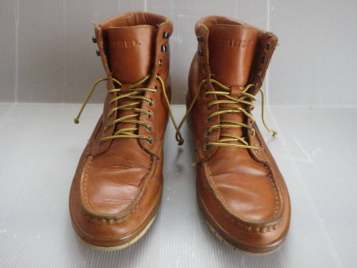 DIESEL ディーゼルのアリッシュセッタータイプブーツ 本革製でいい感じにエージングされた1足拍卖