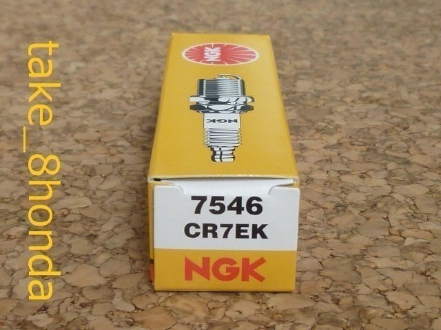 NGK '03~'06 スカイウェイブ250 (CJ43A ) スパークプラグ CR7EK 【リミテッド タイプS 250SS】拍卖