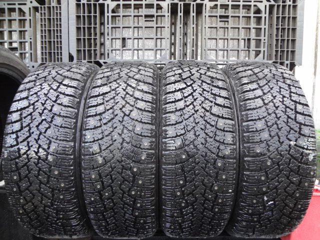 ●8523 ピン付き 深溝9分山 ノキアン HAKKAPELIITTA1 195/55R15 4本拍卖