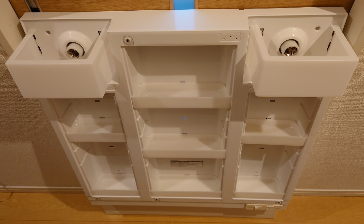 LIXIL ミラーキャビネットMFTV-753TYPU-G(ミラーなし)中古品拍卖