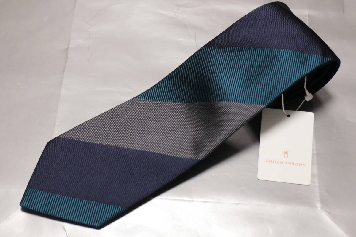 ユナイテッドアローズ新品ネクタイ超シック美麗ネイビー*グレー*ターコイズブルーレジメンタル織柄切返しワイドピッチ段落ちハンドメイド拍卖