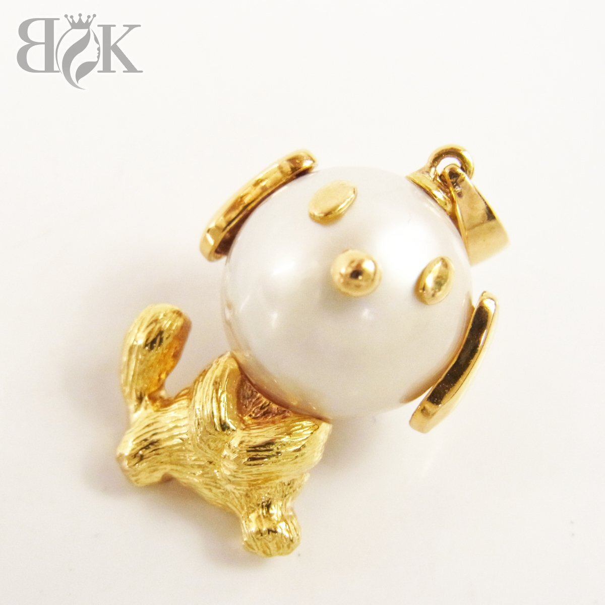 K18 パール13.3mm 犬モチーフ ペンダントトップ 総重量約6.2g 約16×25mm バチカン:2×5mm 中古品 ♪拍卖