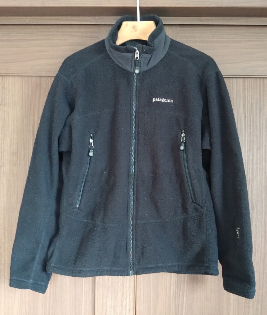 1円スタート!パタゴニアR2フリース ジャケットS(M程)ブラック インナー防寒ブルゾンAirスキーLスノーボードR1STATIC4NORRONA4Teton3Bros拍卖