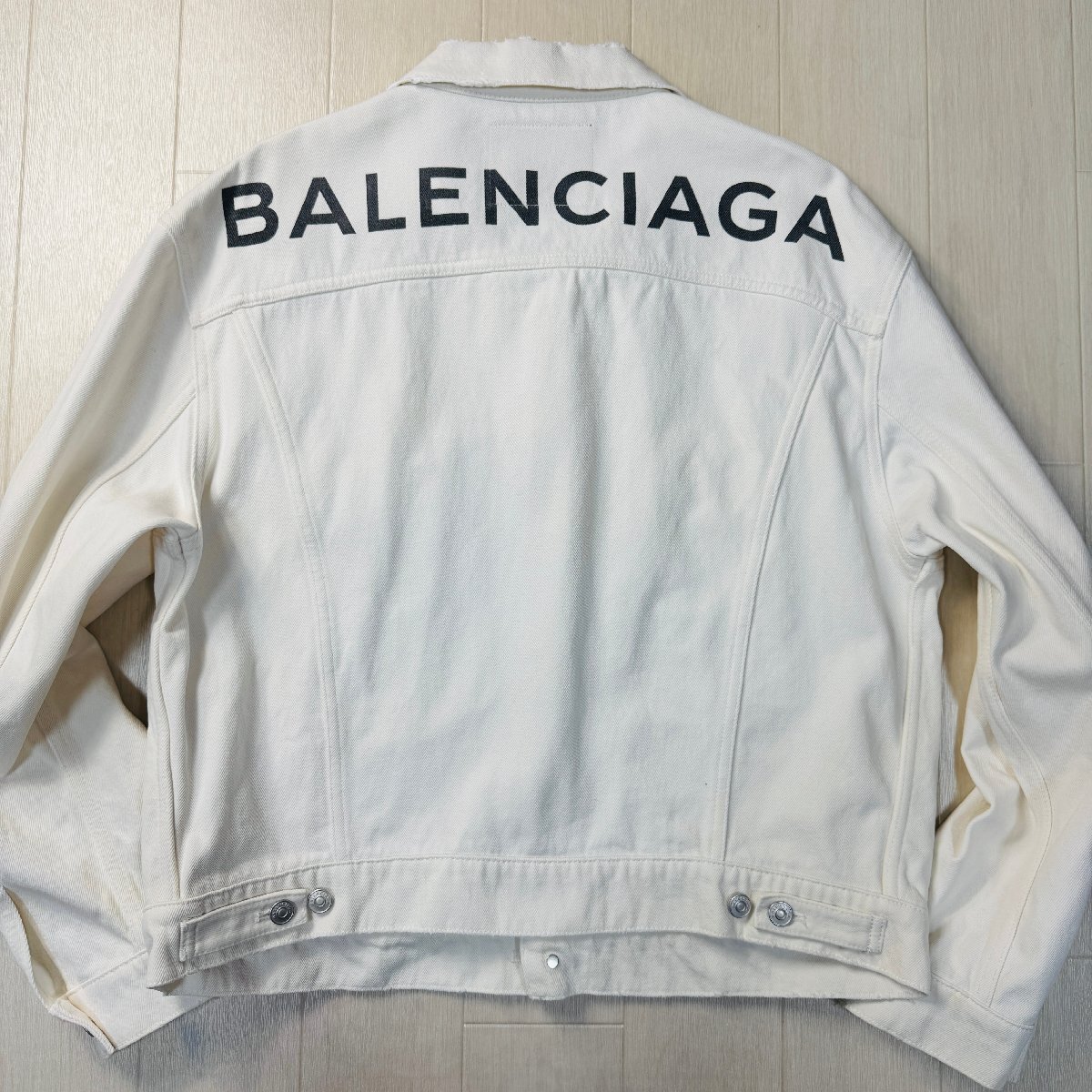 美品/36 XL~相当★バレンシアガ/BALENCIAGA バックロゴプリント ホワイトデニム Gジャン トラッカージャケット オーバーサイズ メンズ 白拍卖