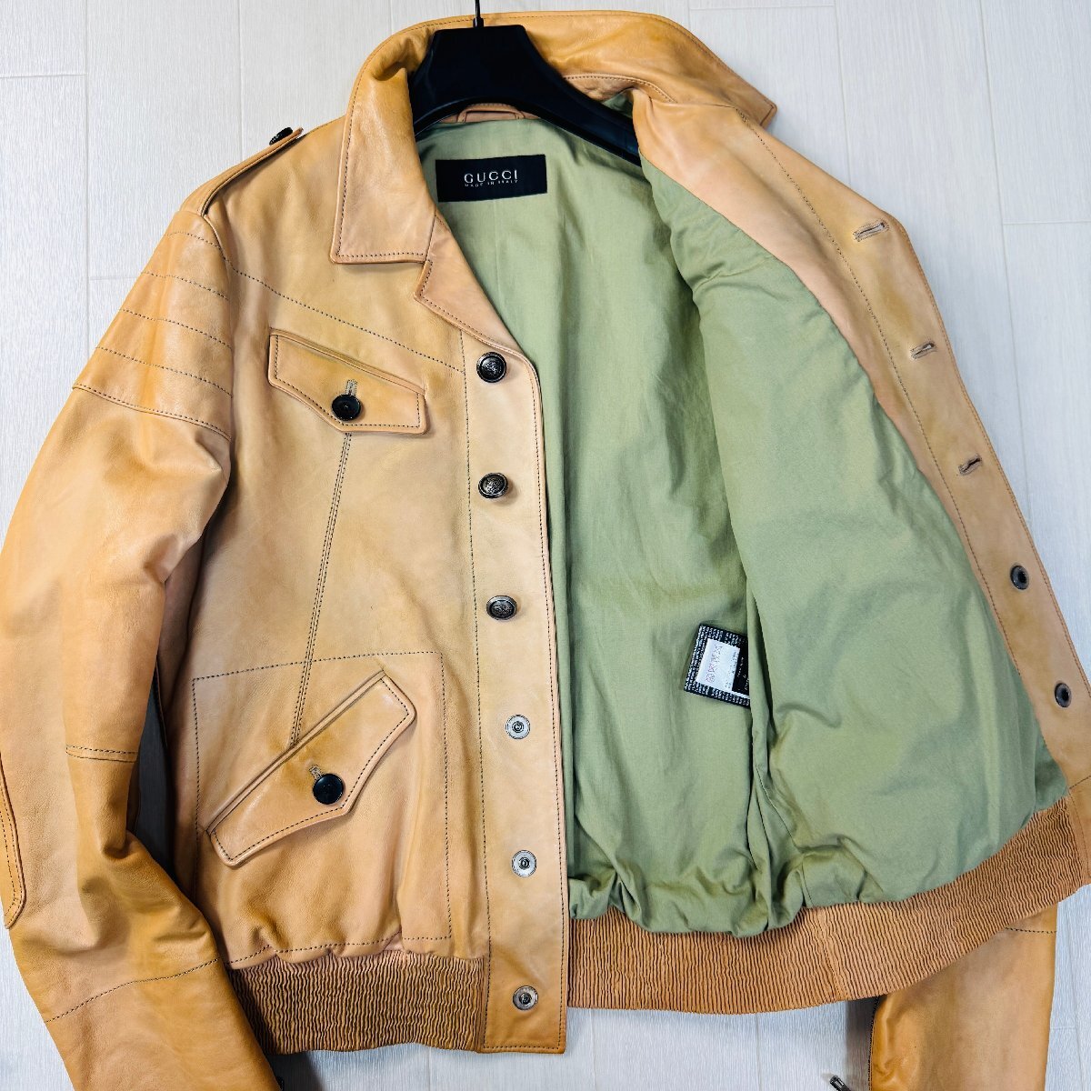 未使用に近い/50 XL-XXL相当★グッチ GUCCI 高級牛革 カーフスキン レザージャケット ブルゾン アウター 色むら加工 ロゴ釦 メンズ拍卖