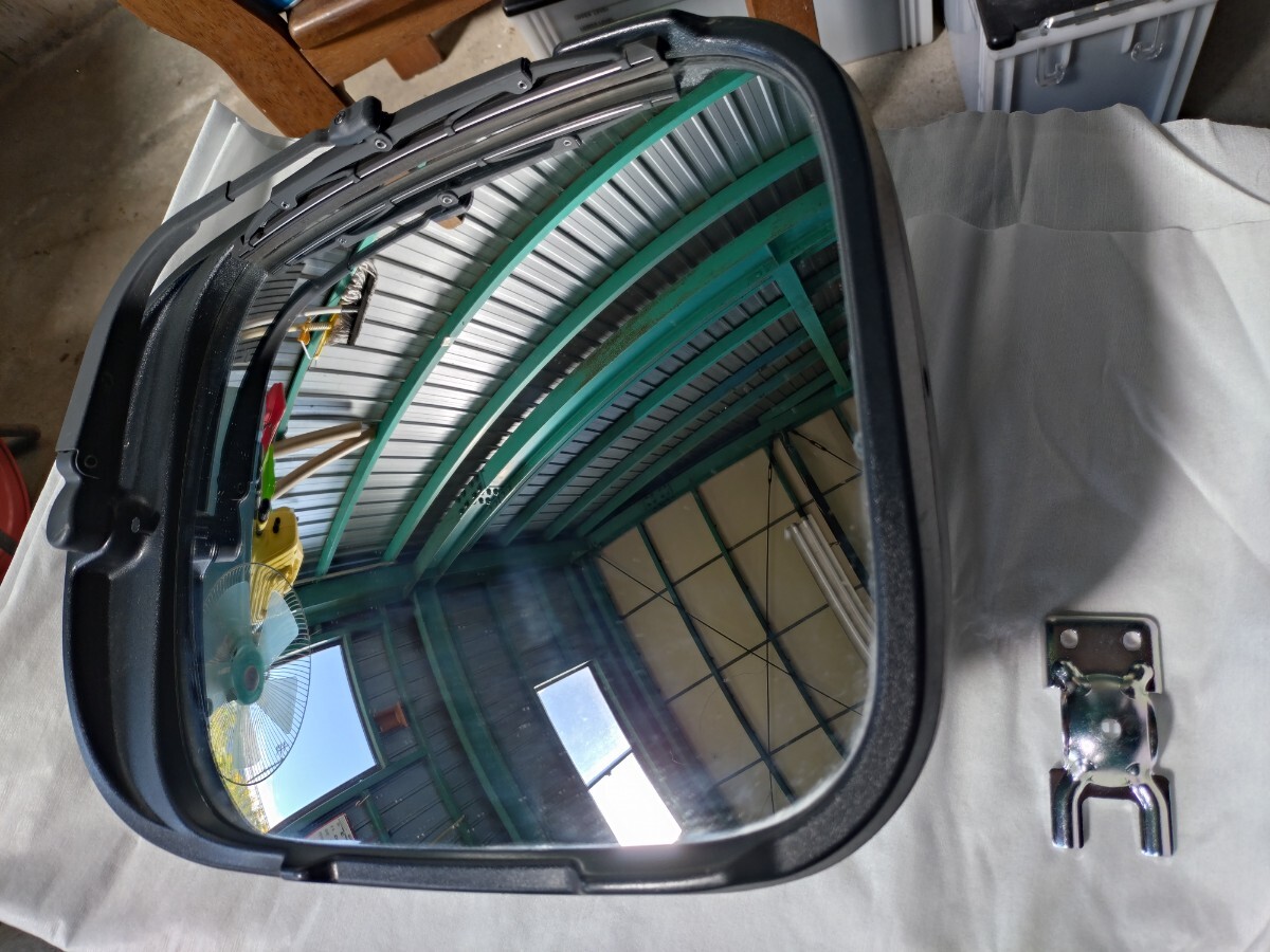 いすゞ ギガ 純正ミラー 左側 ワイパー ヒーター付き 送料無料拍卖