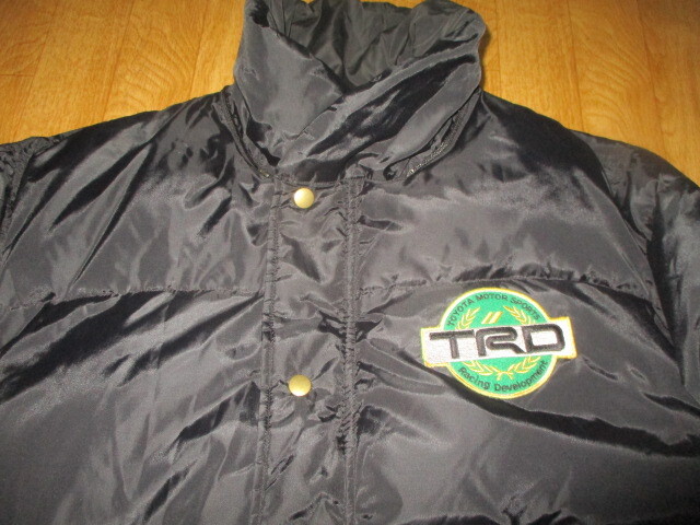 トヨタTRDレーシング 初期ビンテージ ワッペン付き フードなし・ボリューム感大ダウンジャケット サイズLL 美中古 スーパーGT・MA-1拍卖