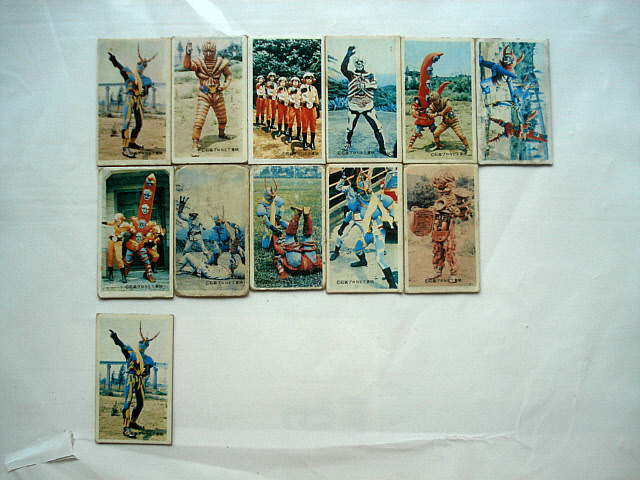 アマダ イナズマン メンコ 11種類+ダブリ1枚 合計12枚 サナギマン 少年同盟 ホネバンバラ 1973年 版権あり 角面子 最終出品拍卖