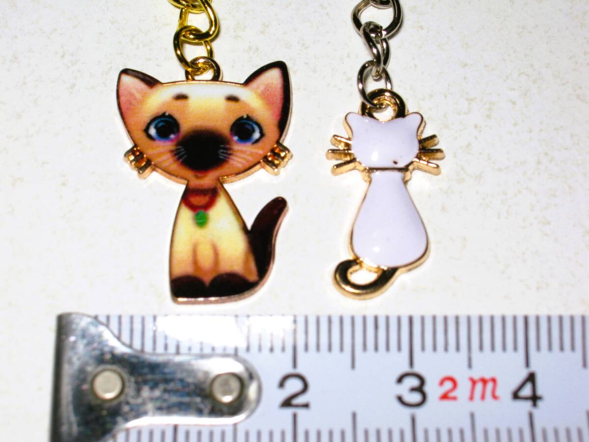 【エナメル 猫チャーム キーリング E】キーホルダー 猫 ねこ バッグチャーム かわいい 可愛い 癒し 癒し系 キャット 白猫 レディース拍卖