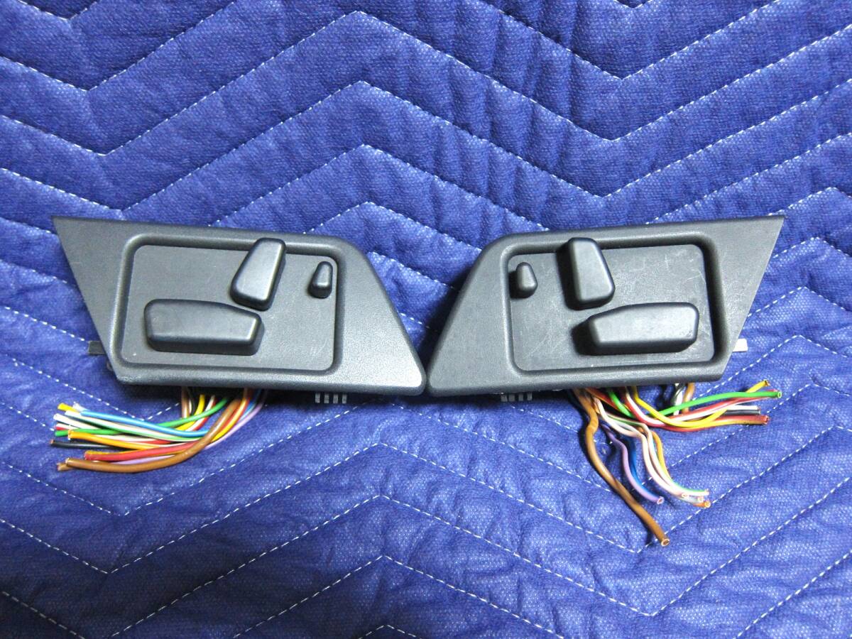 良品 ベンツ W124 左右セット フロント シートスイッチ E320E280E220 パワーシートスイッチ ソケット付き拍卖