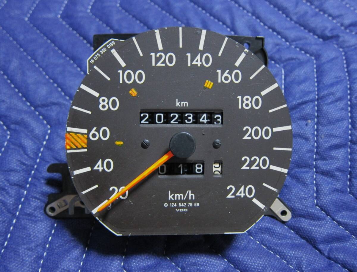 ベンツ 純正 W124 E220 VDO スピード メーター 95年 240km 拍卖