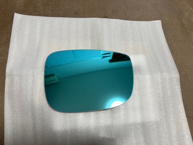 A030 CX-8 3DA-KG2P ドアミラー 純正ブルーミラー(親水) 右側のみ 新品 A拍卖