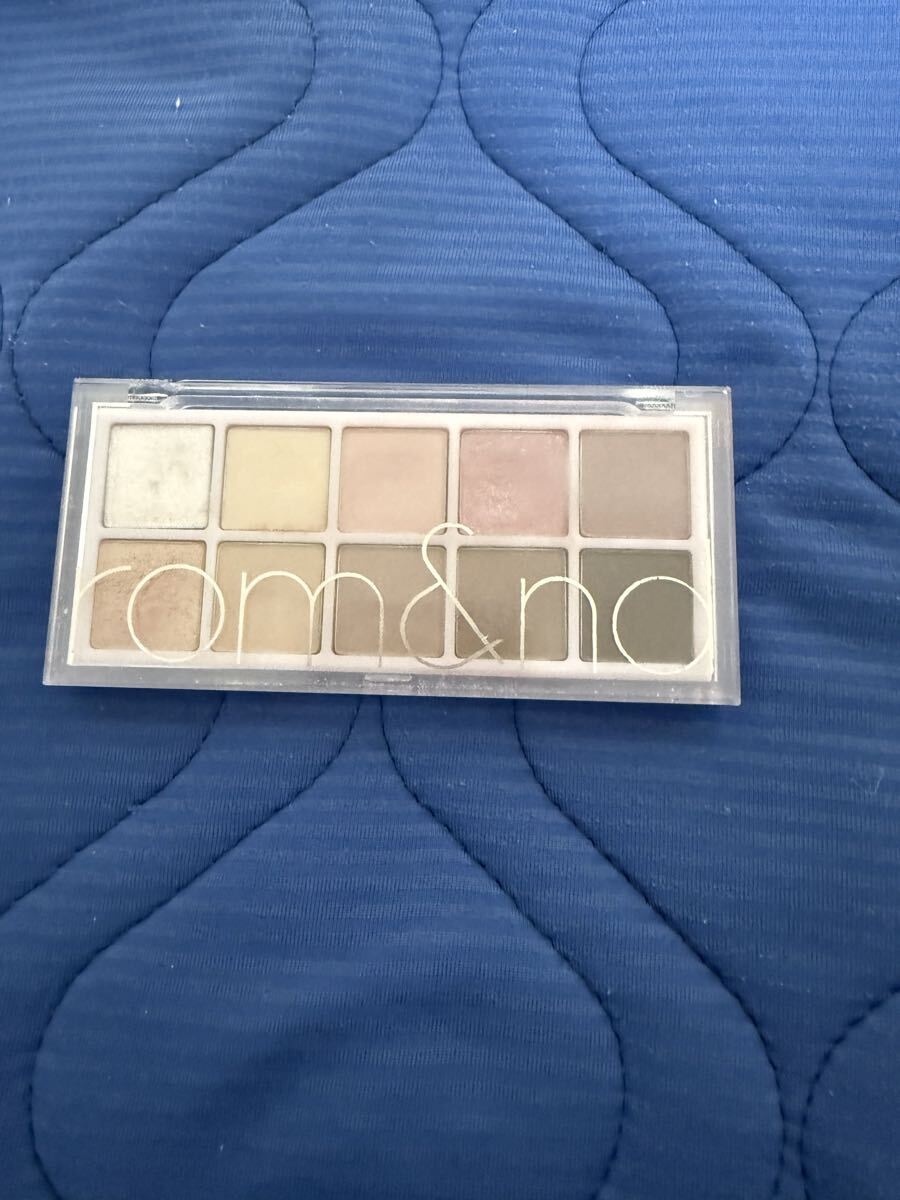 rom&nd BTパレット 06拍卖