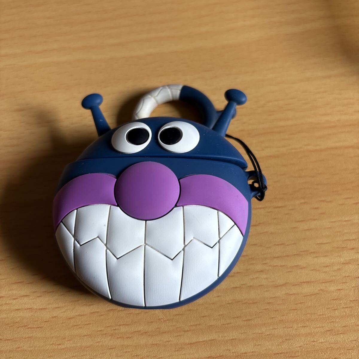 AirPods バイキンマン ばいきんまんケース送料290円拍卖