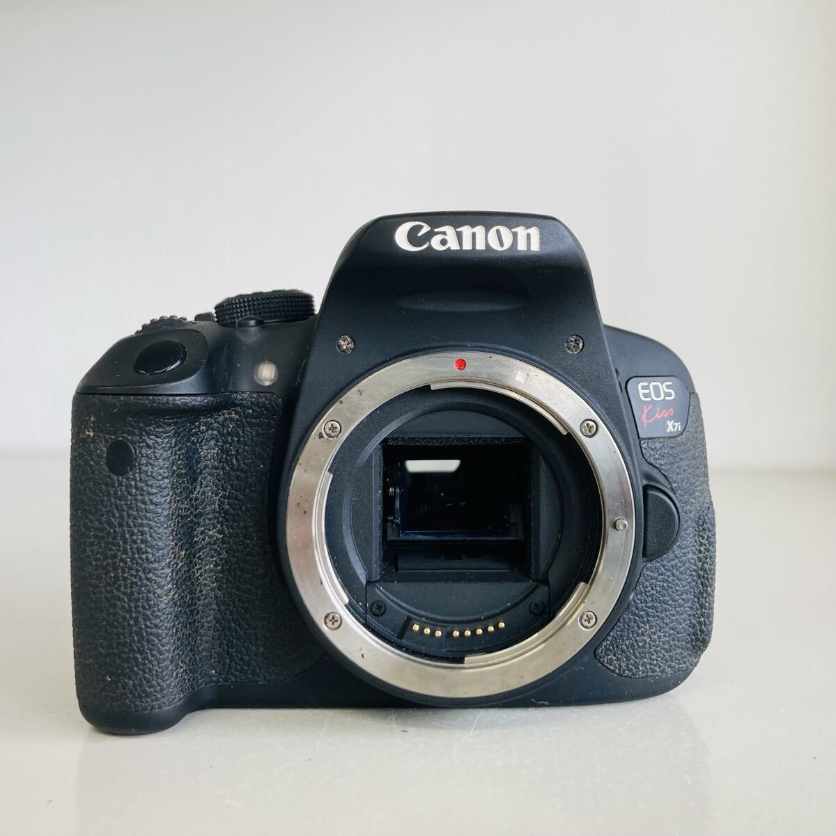 ★Canon★《1円》 EOS Kiss X7i N66-11 キャノン ボディ ブラック拍卖
